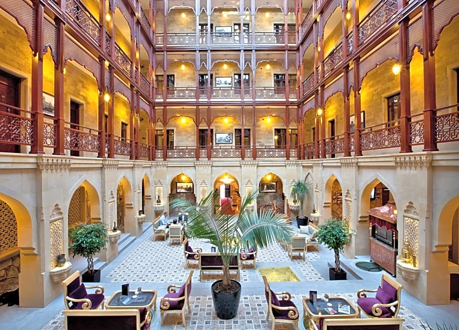Shah Palace Luxury Museum Hotel