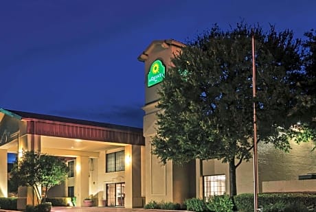 La Quinta Inn by Wyndham San Marcos