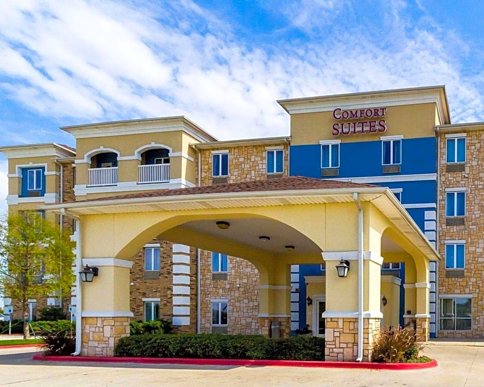 Comfort Suites Central