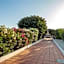 Royal Playa Suite and Apartament -private parking- self chek out