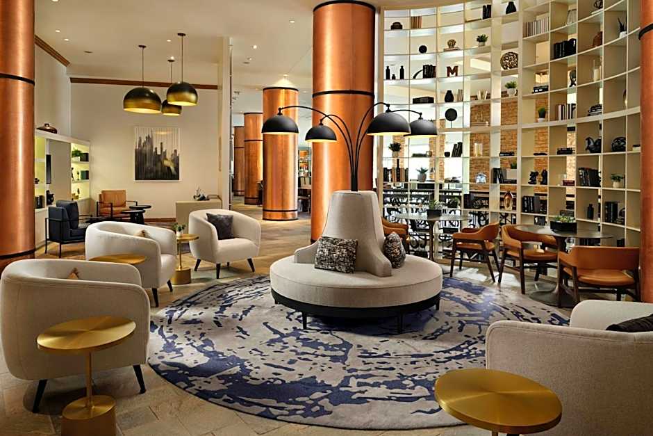 Renaissance by Marriott Boulder Flatiron Hotel