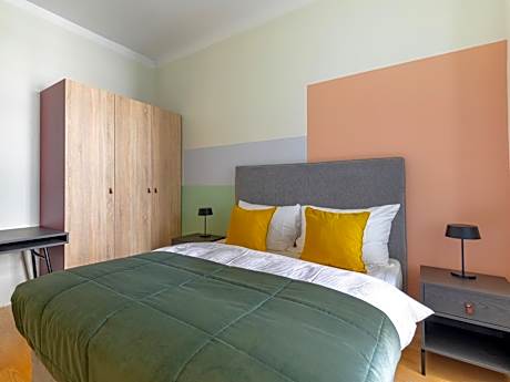 2 Bedroom Apartment with Balcony