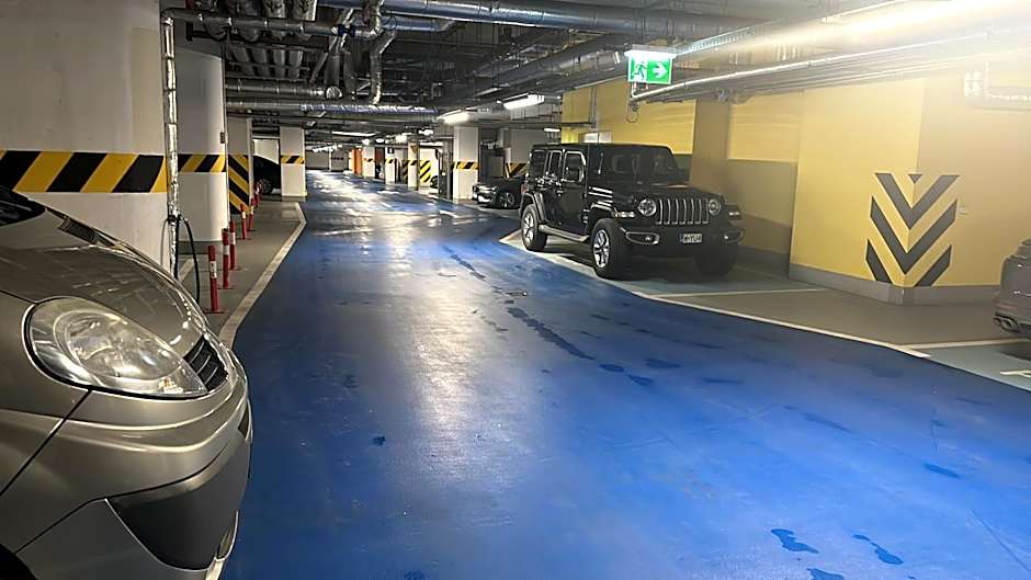 CITY APPART PlatinumTowers PARKING
