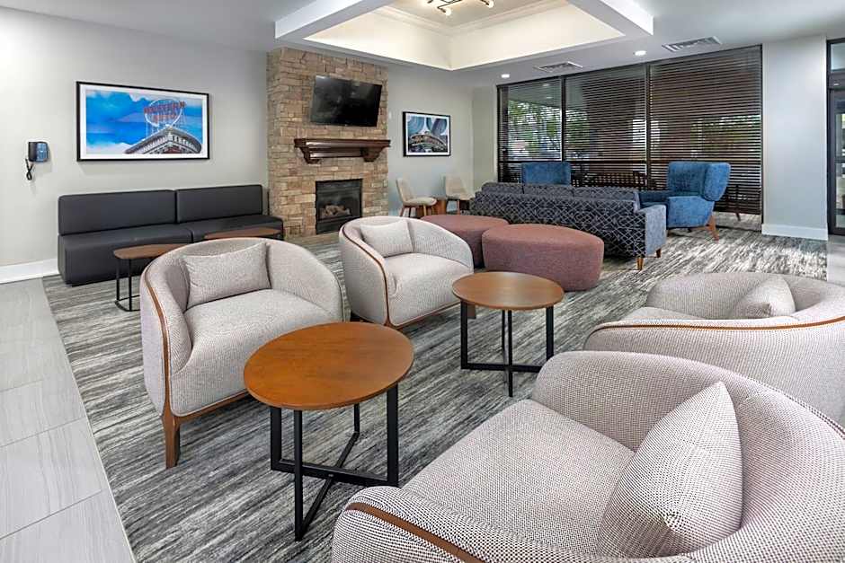 Four Points By Sheraton Kansas City Airport