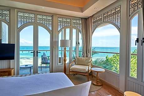 Grand Seaview Room