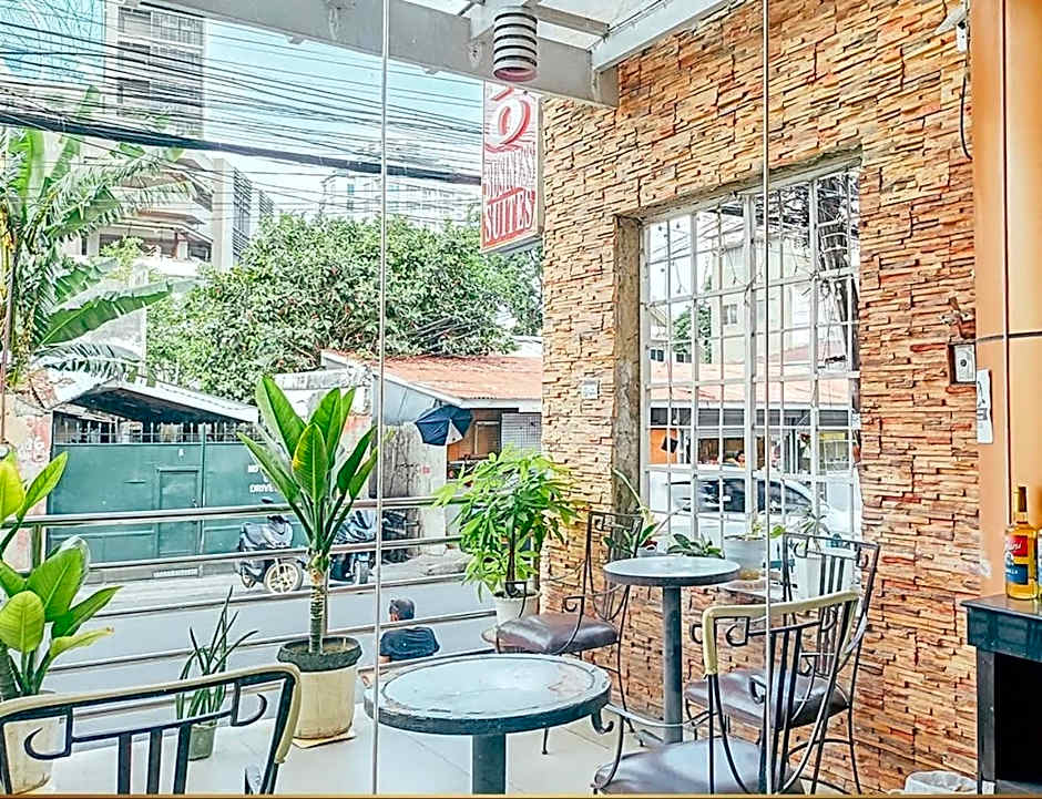 [ACTIVE] Fuente Oro Business Suites