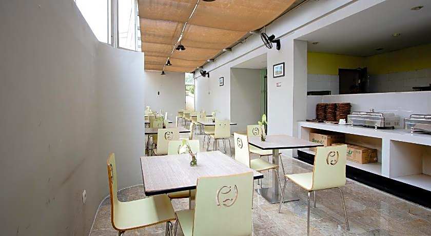 Zodiak At Asia Afrika Hotel