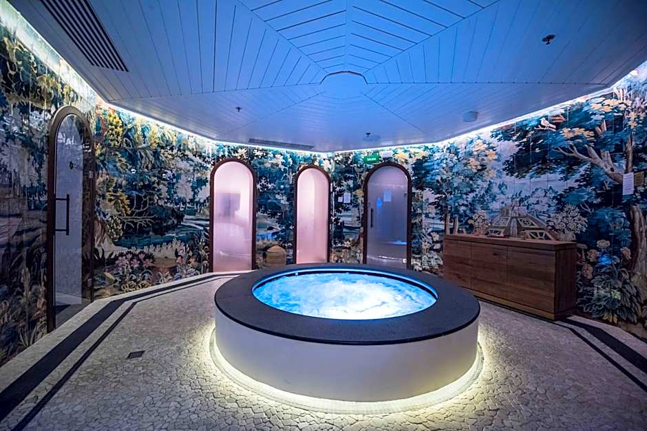 BLESS Hotel Madrid - The Leading Hotels of the World