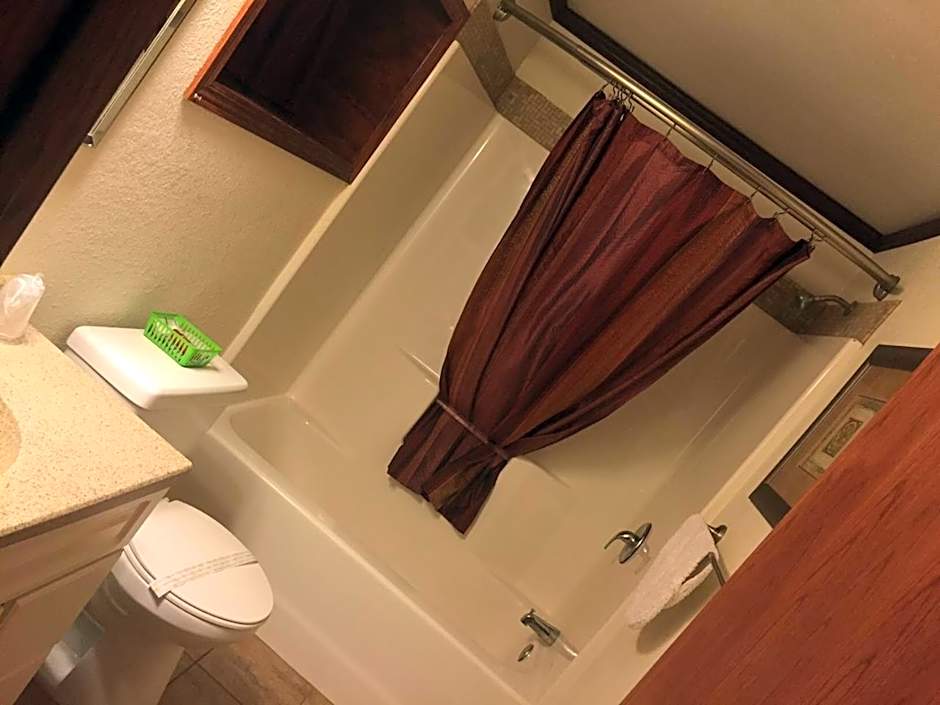 Highland Court Motel