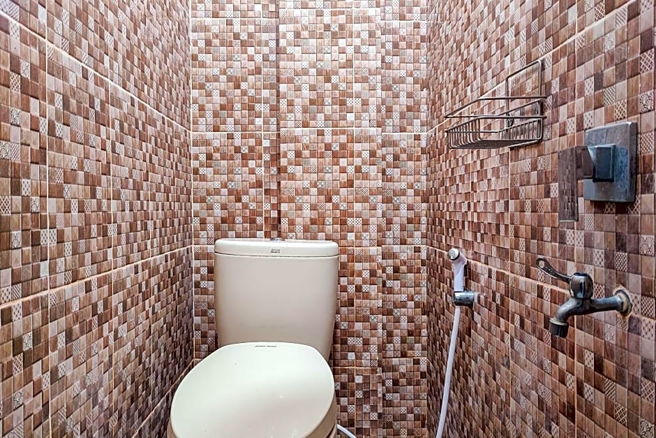 RedDoorz Syariah @ Penginapan Citra Alam 2