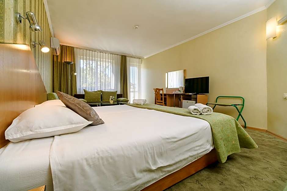 Noviz Hotel