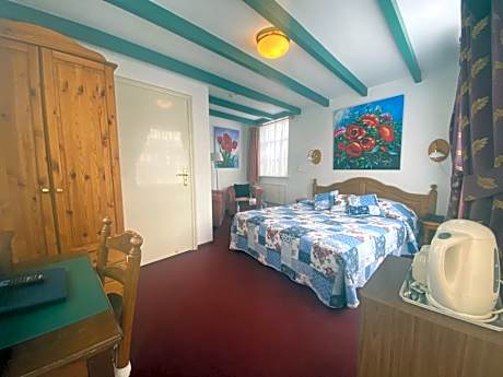 Junior Suite with Canal View