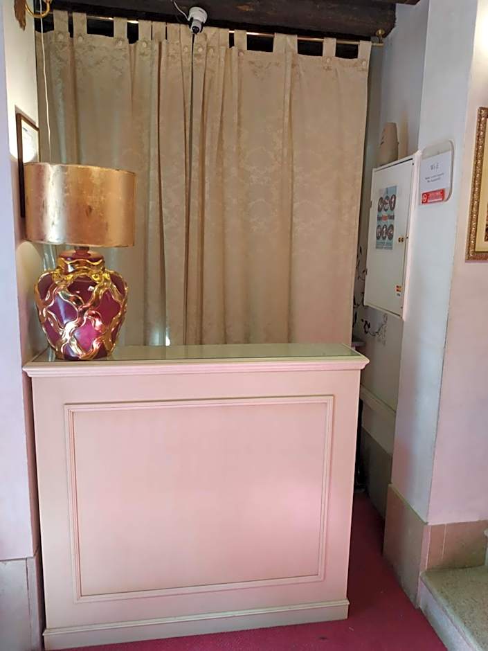 Alloggi Acquavita - checkin at "Alloggi SS Giovanni e Paolo"