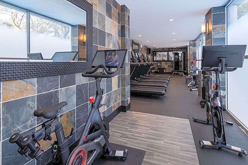 Hilton Dallas Lincoln Centre