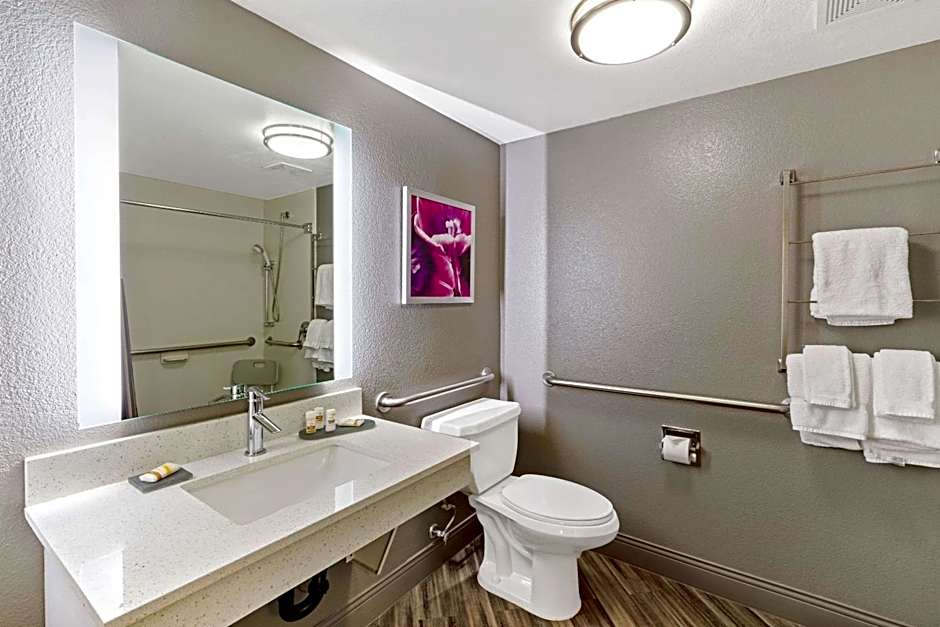 La Quinta Inn & Suites by Wyndham Phoenix Scottsdale