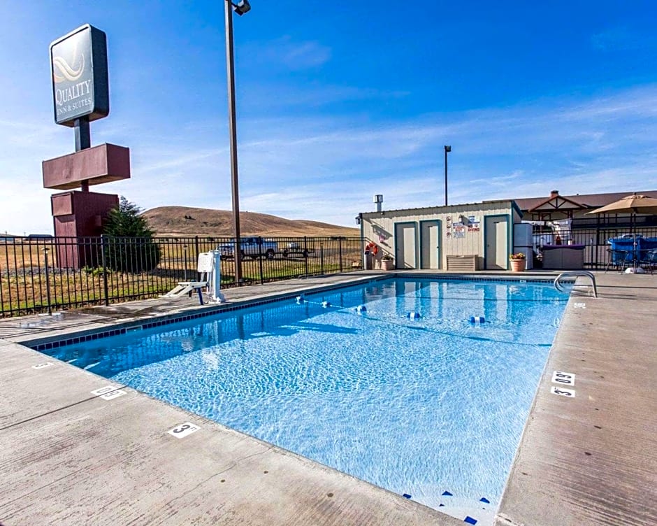 Quality Inn & Suites Goldendale