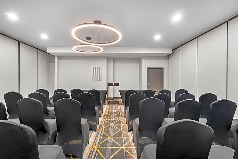 Holiday Inn Oklahoma City Airport By IHG