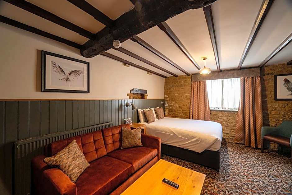 Red Lion Hotel by Greene King Inns