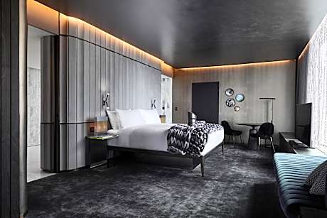 Penthouse Suite I, 1 Bedroom Suite, 1 King Super, Riverview, Balcony