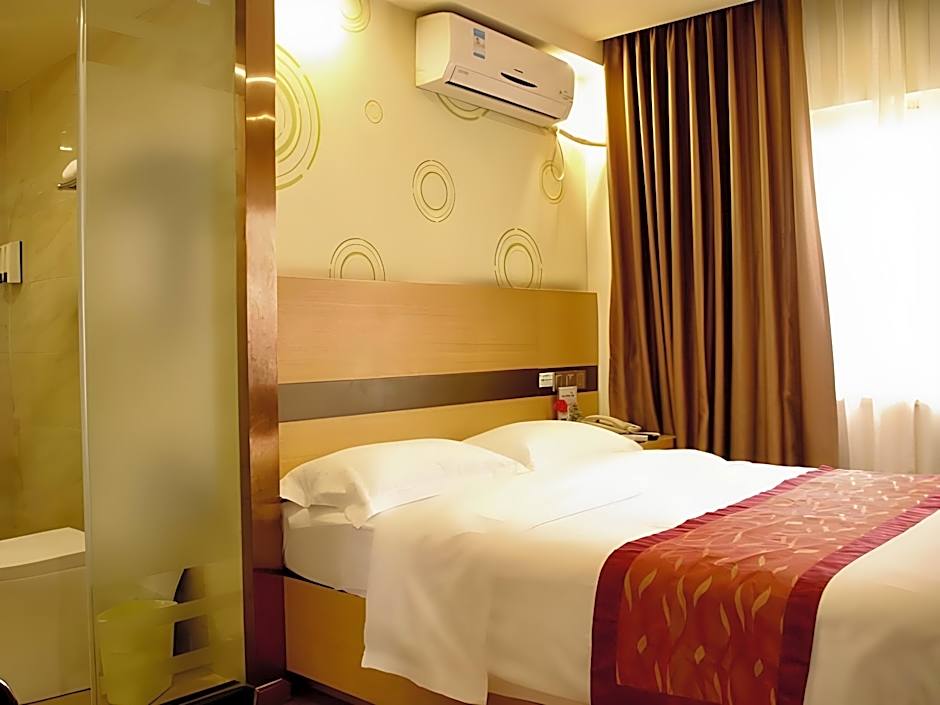 GreenTree Inn Zhejiang Ningbo South Railway Station Express Hotel