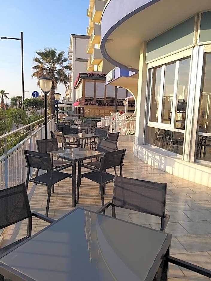 Hotel Ideal