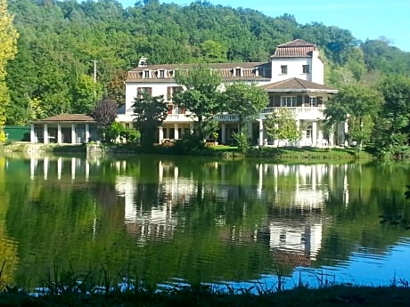 Triple Room with Balcony - Lake View