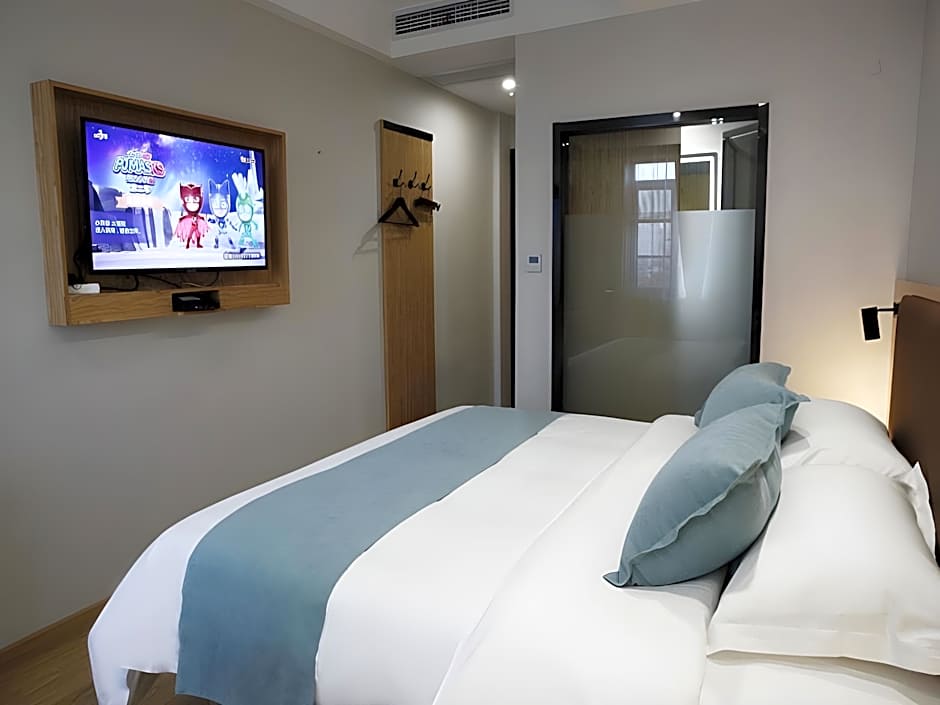 GreenTree Inn Express Anhui Anqing Jixian Nan Road