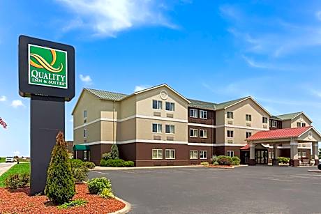 Quality Inn & Suites Ferdinand