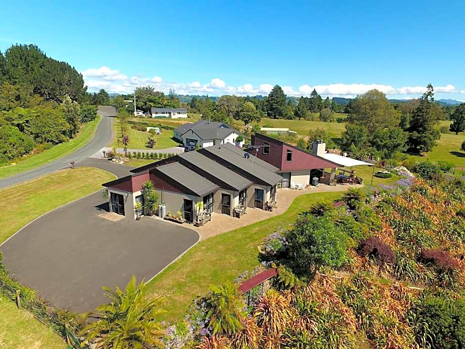 Waitomo Golfstays B&B