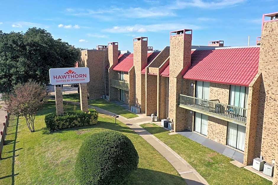 Hawthorn Extended Stay by Wyndham Richardson
