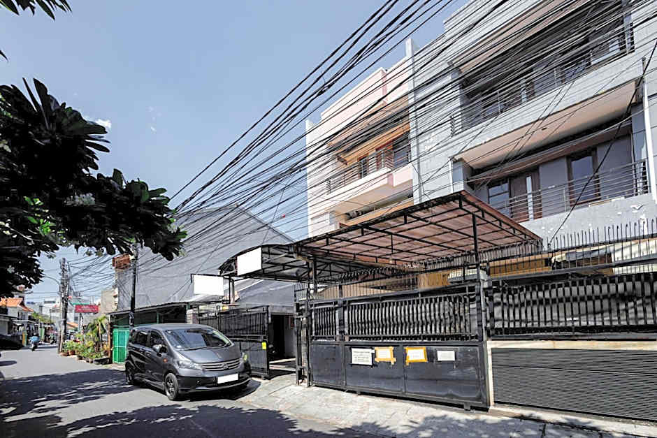 J&B Rooms Tomang Jakarta Mitra RedDoorz