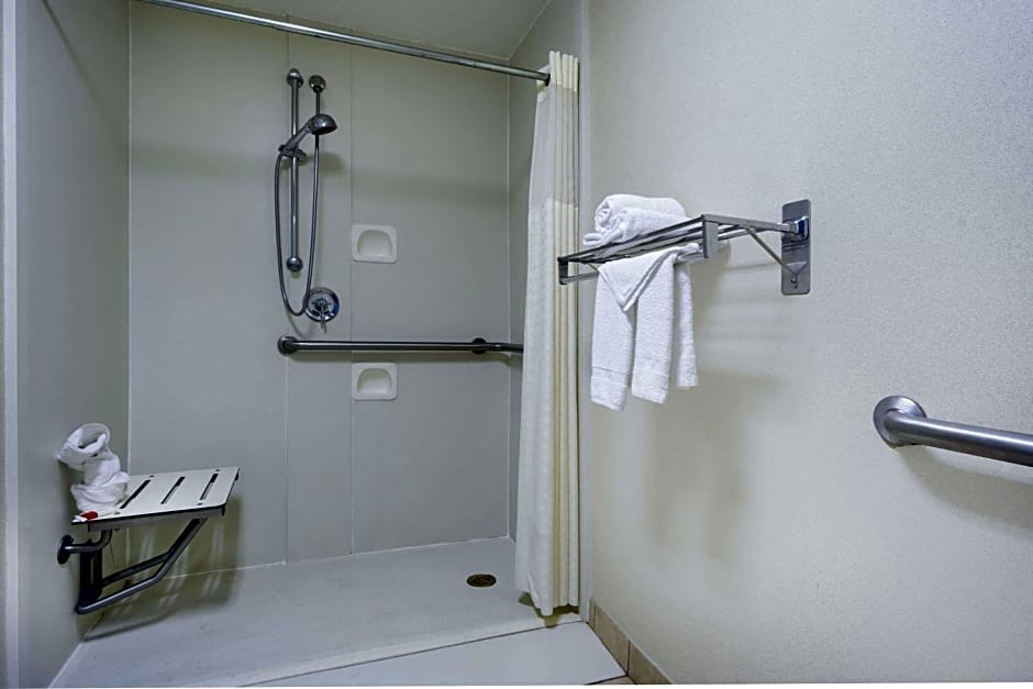 Days Inn by Wyndham Columbus Airport