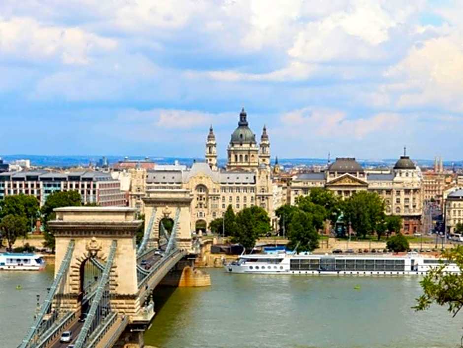 NH Collection Budapest City Center