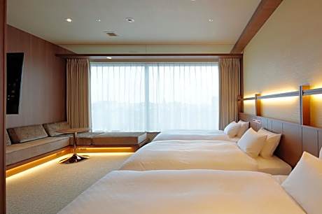 Deluxe Triple Room with Sofa Bed