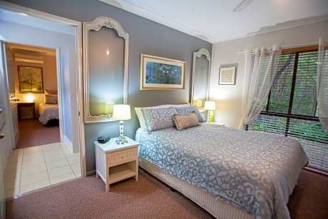 Two-Bedroom Hotel Suite - No Pets & Not a Cabin