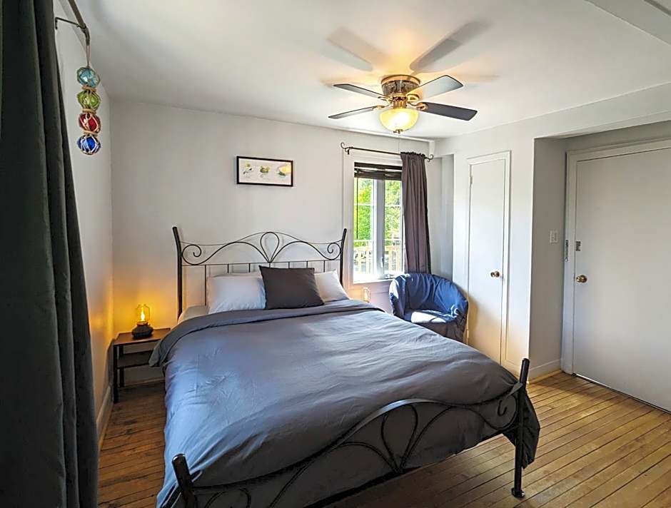 Auberge de la rive de Charlevoix - Auberge de jeunesse familiale pour voyageurs de tous âges