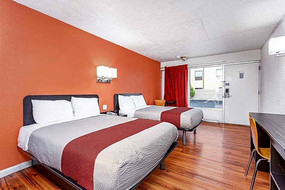 Relax Inn by OYO Columbus OH I 70