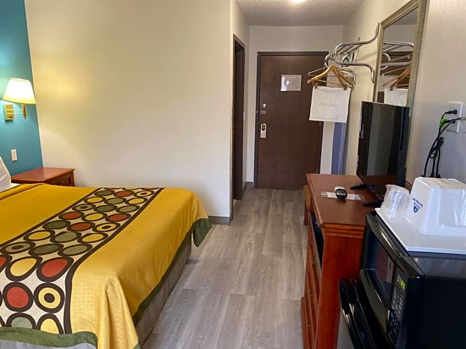 Americas Best Value Inn West Frankfort