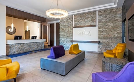 Imperia Hotel et Suites Terrebonne