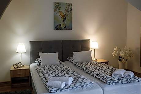 Árnyas Panzió Gödöllő