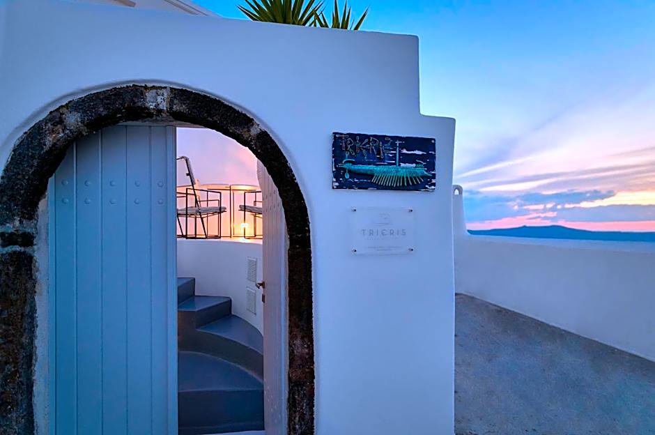 Trieris Villa & Suites