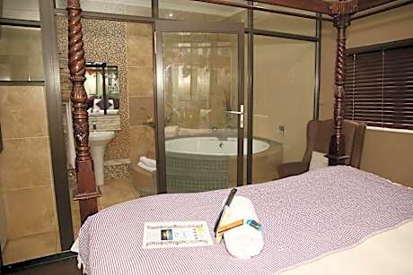 Double Room with Spa Bath