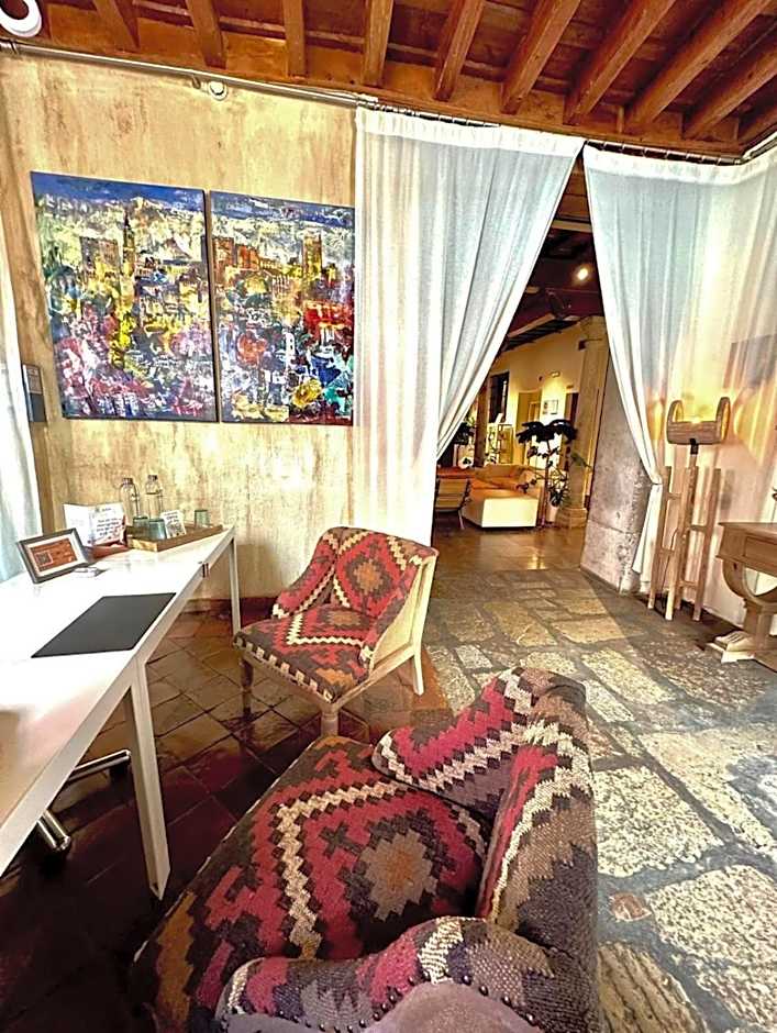 Gar Anat Hotel Boutique