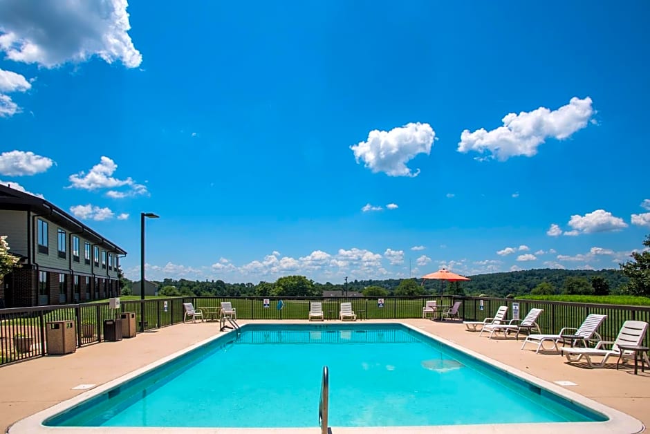 Round Hill Inn