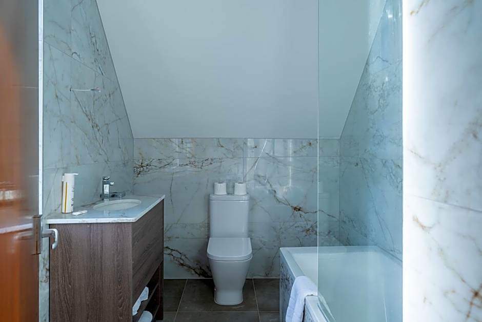 Uno Thames Hotel Maidenhead -Reopened Brand New Again