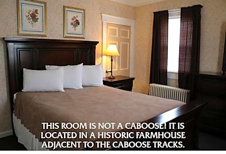 Farmhouse Small Suite