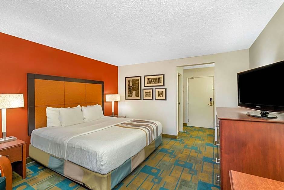 Baymont by Wyndham Meridian