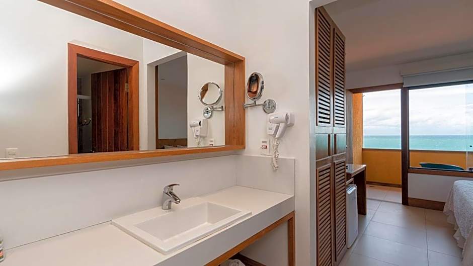 HOTEL VILLE LA PLAGE & BEACH CLUB