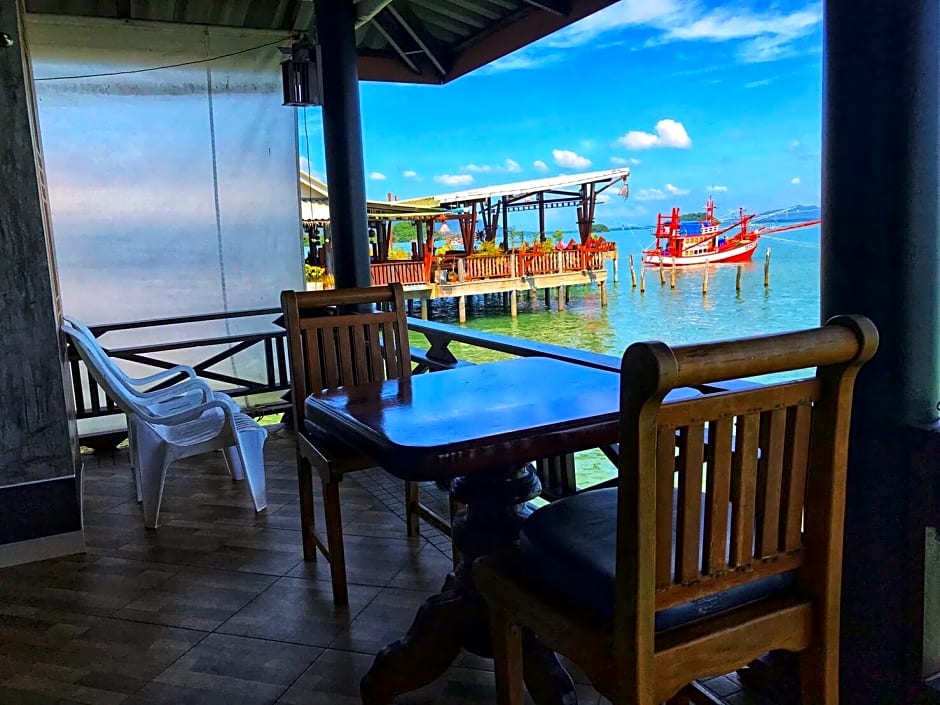 The mangrove old town