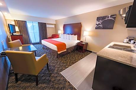 King Room with Balcony and Kitchenette